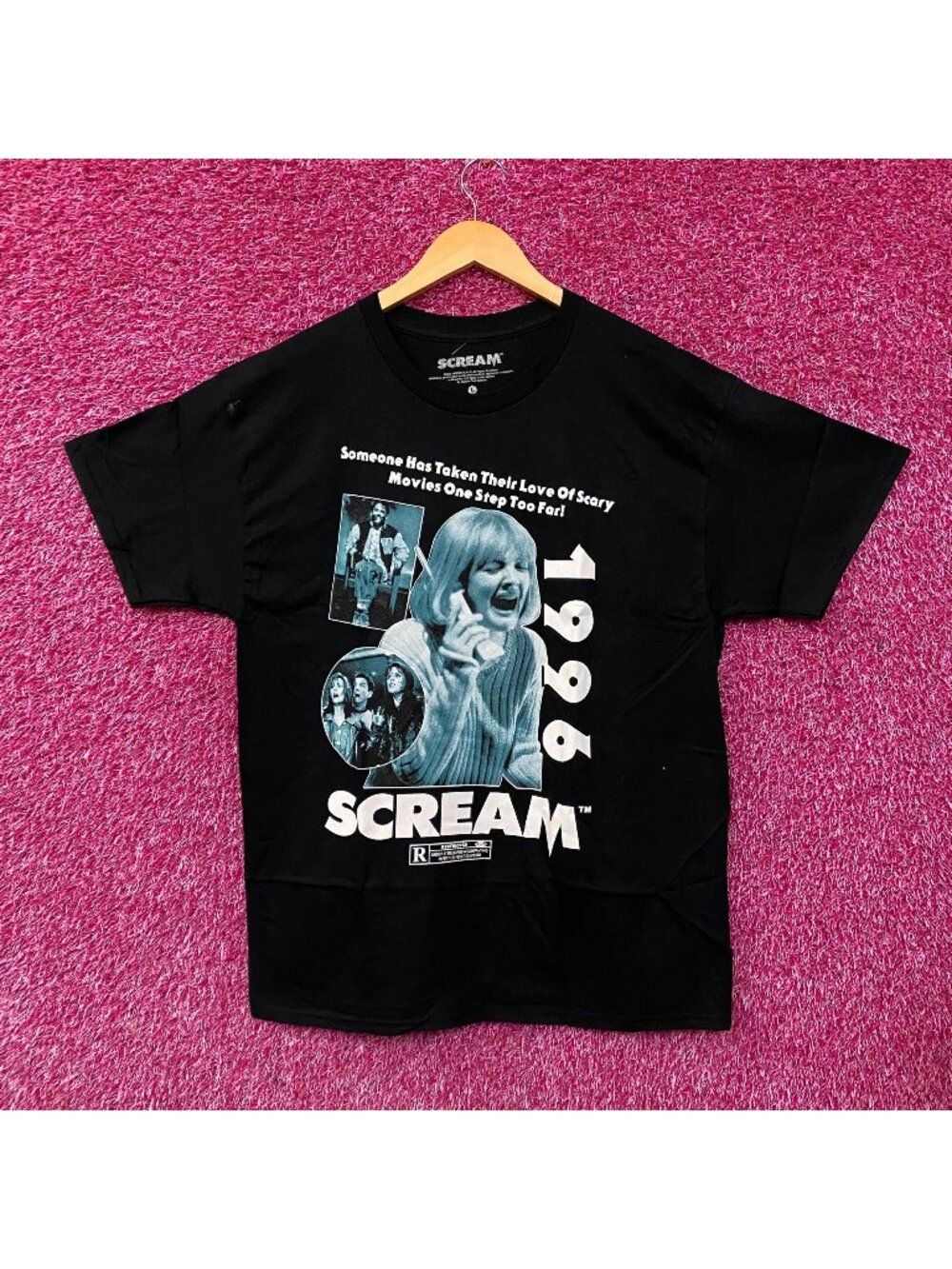 Scream Casey Becker Phone Call Graphic Horror Classic T-Shirt Large